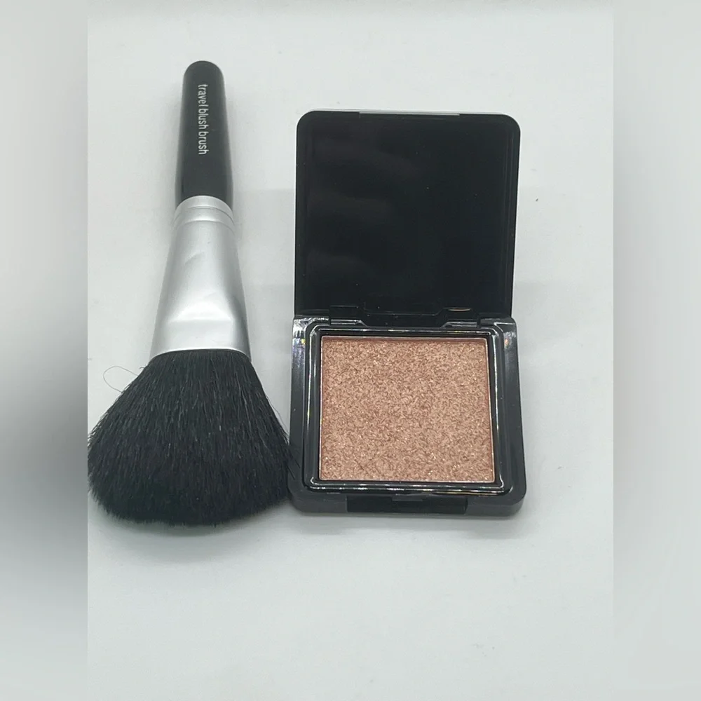 Beau Babe Beauty DEEP BRONZE Highlighter 3g And New Travel Blush Brush